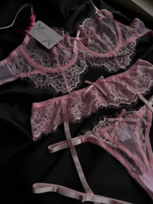 Fatima Pink