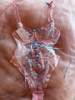 Cisne Body