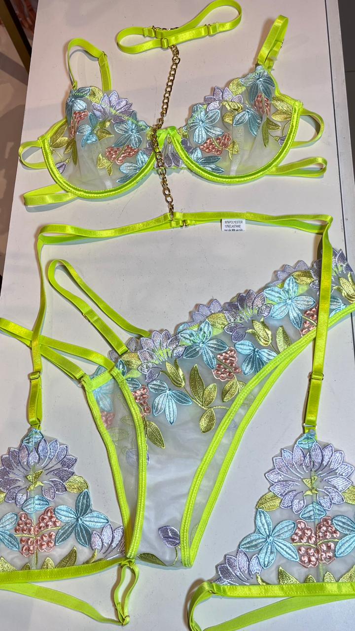 Elisa De Flores Lima