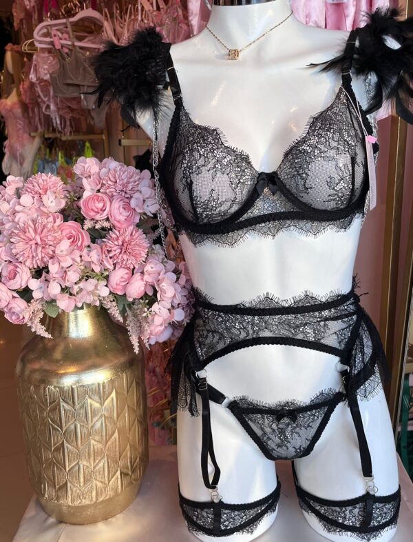 Angel Delicado Negro