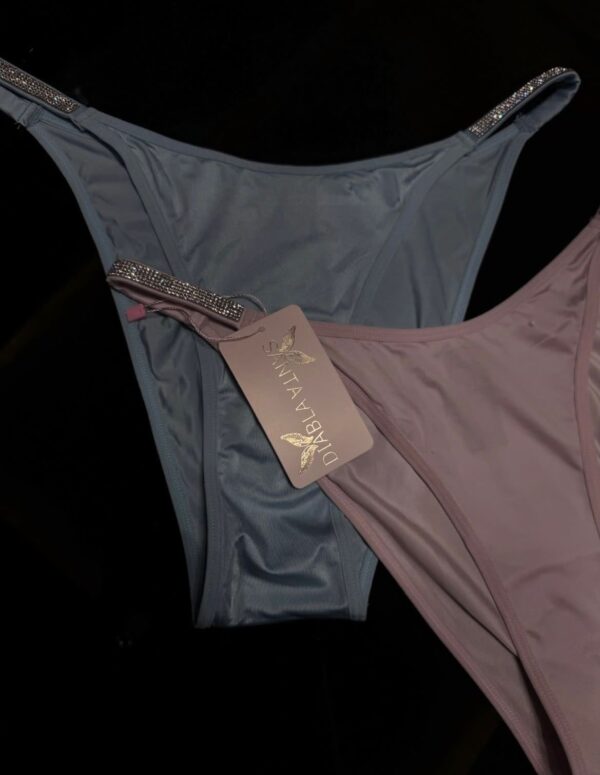 Tanga No. 8 (Celeste)